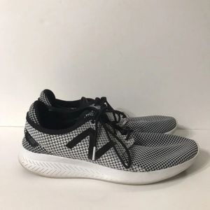 New Balance Men's Fuelcore Coast V3